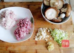 香菇肉酱的做法图解1