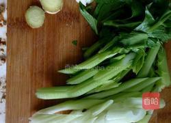 蛤蜊肉炒芹菜的做法图解2