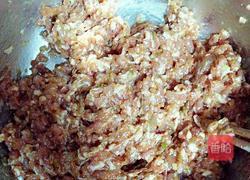 虾仁韭菜肉三鲜饺子的做法图解7