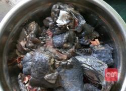 养颜补血乌鸡汤的做法图解1