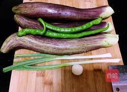 清炒茄条的做法图解1