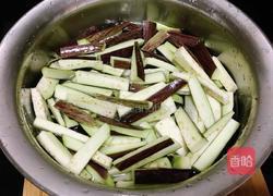 清炒茄条的做法图解3