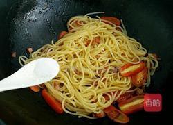 牛油果培根意面的做法图解7