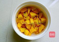 松软南瓜小蛋糕的做法图解1