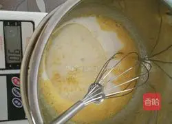 Latte Chiffon Cake (Baking Pan Method) Recipe Illustration 3