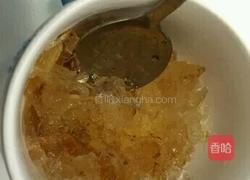 桃胶红枣阴耳羹的做法图解3