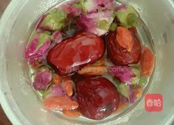 红枣枸杞玫瑰花茶的做法图解2