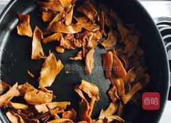 笋干焖猪蹄的做法图解5