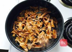 笋干焖猪蹄的做法图解4