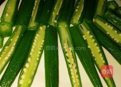 蒜香耗油秋葵的做法图解8