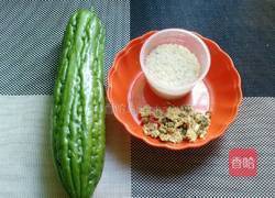 苦瓜菊花粥的做法图解1