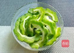 苦瓜菊花粥的做法图解5