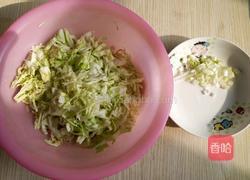 爆炒茴子白的做法图解1