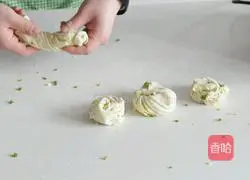 Thousand-layer scallion pancake recipe 9