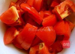 虾米豆腐番茄汤的做法图解2