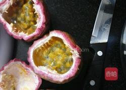 蜂蜜百香果戚风蛋糕的做法图解1