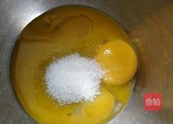 蜂蜜百香果戚风蛋糕的做法图解4