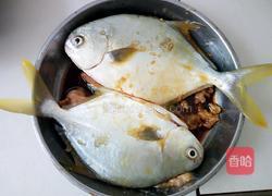 清蒸白鲳鱼的做法图解1