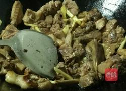 传统酸笋焖鸭的做法图解4