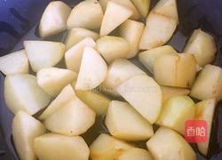 土豆烧肉的做法图解2
