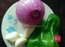 肉段茄子的做法图解2