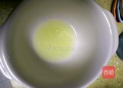 超简单版蒸蛋糕的做法图解1