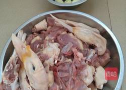 燜鴨肉的做法圖解1