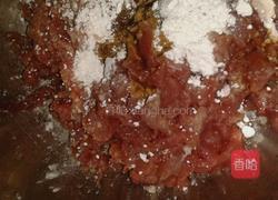 韭菜心炒肉丝的做法图解3