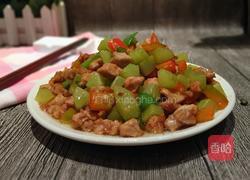 红椒莴笋肉丁的做法图解6