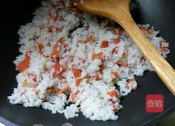 Golden Egg Fried Rice Recipe Illustration 9