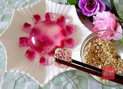 Illustration of how to make dragon fruit water Xinxuan cake 9
