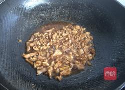 三色鸡丁的做法图解5