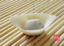 元宝馄饨的包法的做法图解6