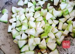 丝瓜鸡蛋紫菜汤的做法图解4