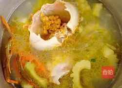 凉瓜螃蟹汤的做法图解3