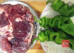 孜然炒肉的做法图解1