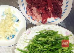 孜然炒肉的做法图解2