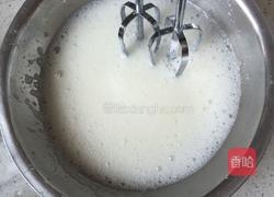 戚风蛋糕的做法图解6