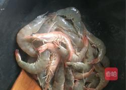 爆香鲜虾的做法图解4