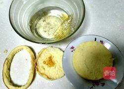 芒果酸奶慕斯蛋糕(四寸)的做法图解2