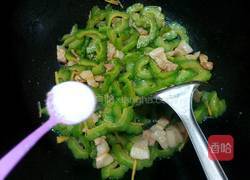 苦瓜炒肉的做法图解6