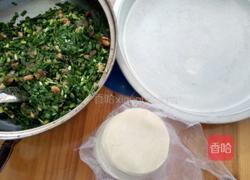 香菇虾米韭菜肉饺子的做法图解7