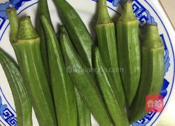 秋葵肉丝的做法图解1