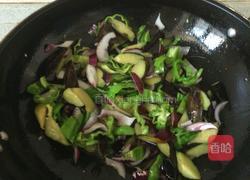 素炒茄子的做法图解6