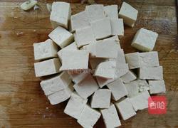 砂锅鲫鱼豆腐的做法图解3