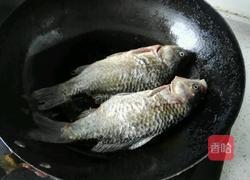 砂锅鲫鱼豆腐的做法图解5