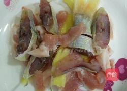 咸鱼蒸五花肉的做法图解2