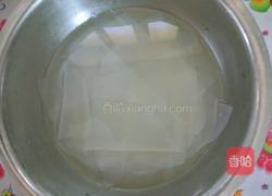 大葱炒粉皮的做法图解2