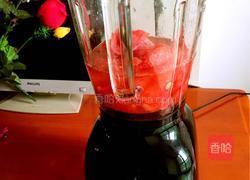 榨西瓜汁的做法图解7