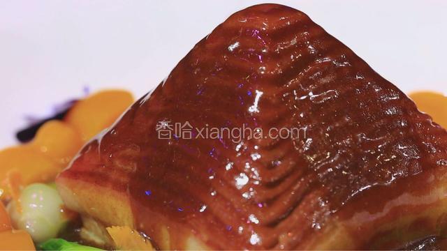 先一览本周日7月31日晚21:17分的两道大菜之富贵金华两头乌